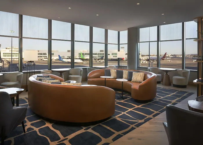 Grand Hyatt At Sfo